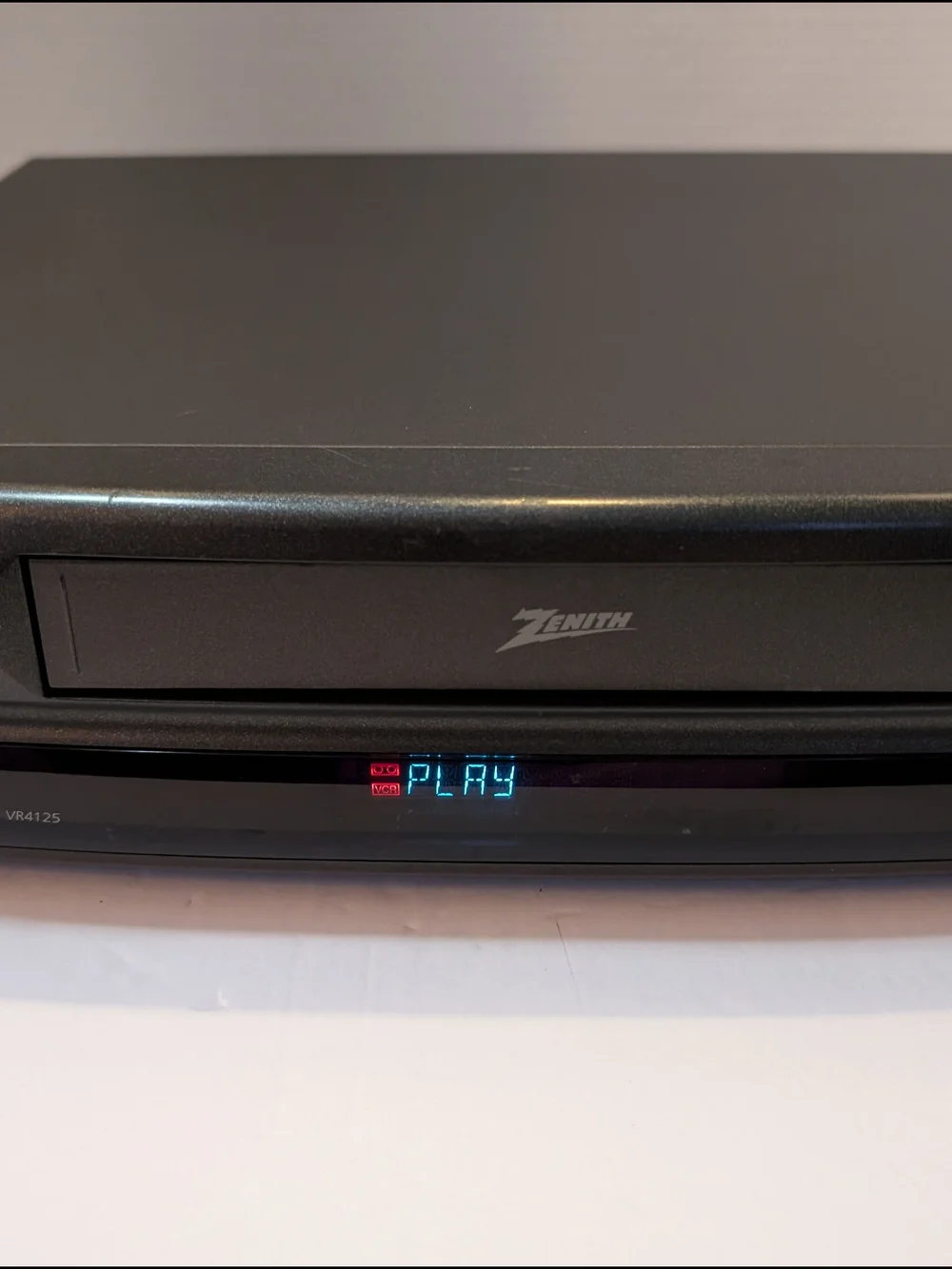 Zenith Black VCR _ VR-4125